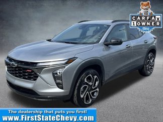 Certified 2025 Chevrolet Trax RS w/ Sunroof Package image 1