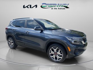 Used 2021 Kia Seltos S image 1