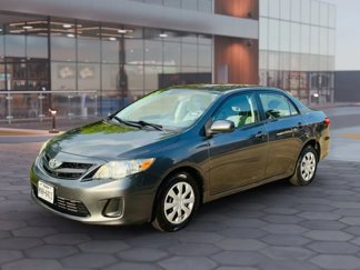 Used 2011 Toyota Corolla LE image 1