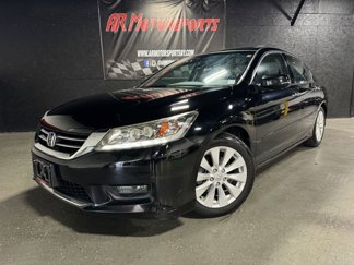 Used 2015 Honda Accord Touring image 1