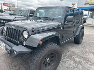 Used 2015 Jeep Wrangler Unlimited Rubicon w/ Connectivity Group image 1