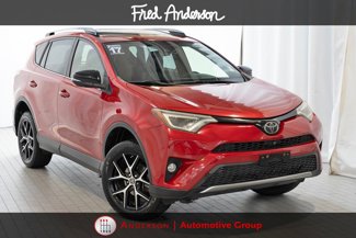 Used 2017 Toyota RAV4 SE image 1