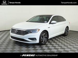 Used 2021 Volkswagen Jetta SEL Premium image 1