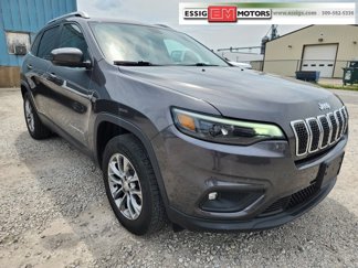 Used 2019 Jeep Cherokee Latitude Plus w/ Cold Weather Group image 1