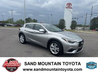 Used 2018 INFINITI QX30 image 1