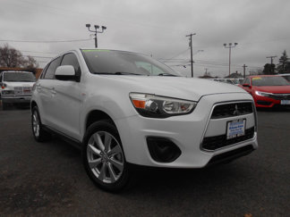 Used 2015 Mitsubishi Outlander Sport ES image 1