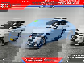 Used 2022 Chevrolet Malibu LT image 1