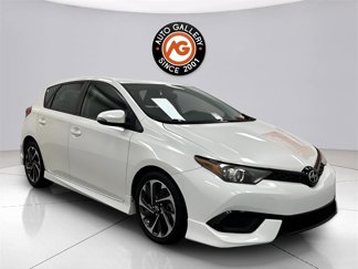 Used 2016 Scion iM image 1