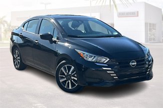 Used 2023 Nissan Versa SV image 1