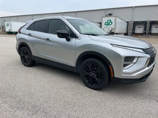 Used 2022 Mitsubishi Eclipse Cross LE image 1