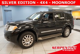 Used 2012 Nissan Pathfinder 4WD image 1