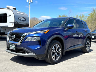 Used 2022 Nissan Rogue SV image 1