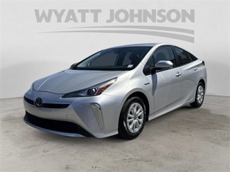 Used 2021 Toyota Prius image 1