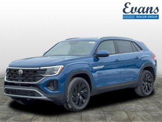 New 2025 Volkswagen Atlas Cross Sport SE image 1