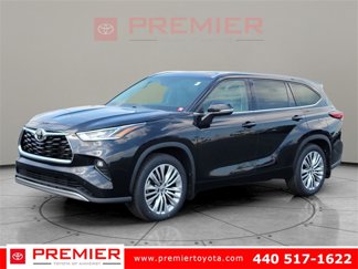 Used 2022 Toyota Highlander Platinum image 1