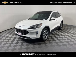 Used 2020 Ford Escape Titanium image 1