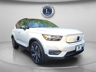Used 2021 Volvo XC40 P8 Recharge w/ Climate Package image 1