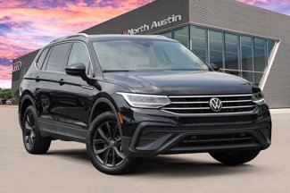 Used 2024 Volkswagen Tiguan SE image 1