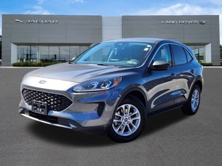 Used 2022 Ford Escape SE image 1