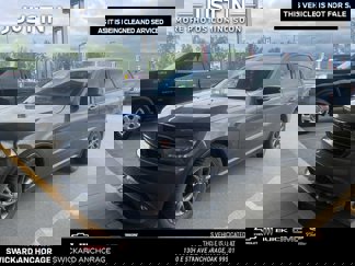 Used 2018 Dodge Durango GT image 1