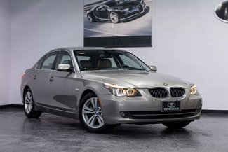 Used 2010 BMW 528i Sedan image 1