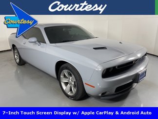 Used 2020 Dodge Challenger SXT image 1