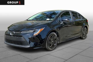 Used 2023 Toyota Corolla LE image 1