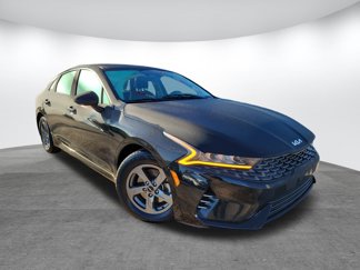 Used 2022 Kia K5 LXS image 1