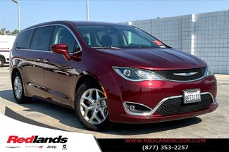 Used 2018 Chrysler Pacifica Touring Plus w/ Tire & Wheel Group image 1