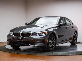 Certified 2022 BMW 330i Sedan w/ Driving Assistance Package image 1