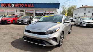 Used 2023 Kia Forte LXS image 1