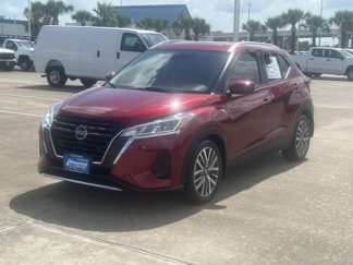 Used 2021 Nissan Kicks SV image 1