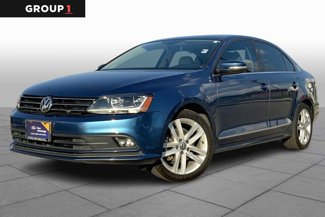 Used 2017 Volkswagen Jetta SEL image 1