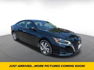 Used 2023 Nissan Altima 2.5 S image 1
