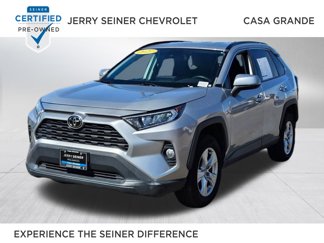 Used 2021 Toyota RAV4 XLE image 1