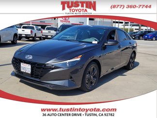 Used 2022 Hyundai Elantra SEL w/ Convenience Package image 1
