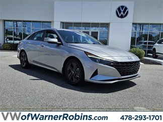 Used 2022 Hyundai Elantra SEL image 1