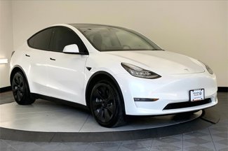 Used 2023 Tesla Model Y Long Range image 1