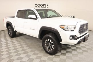 Used 2019 Toyota Tacoma TRD Off-Road image 1