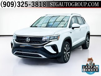 Used 2022 Volkswagen Taos SE image 1
