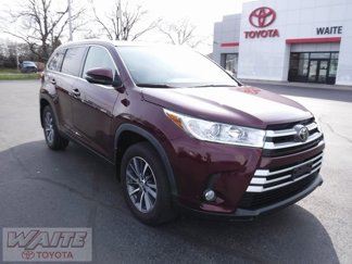 Used 2019 Toyota Highlander XLE image 1