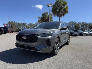 Used 2023 Ford Escape ST-Line image 1