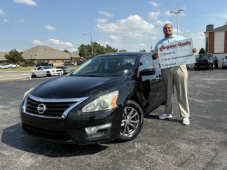 Used 2015 Nissan Altima 2.5 S w/ Sport Value Package image 1