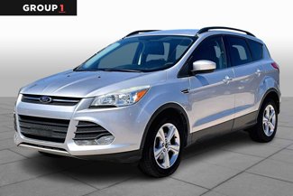 Used 2015 Ford Escape SE w/ Equipment Group 201A image 1