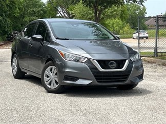 Used 2021 Nissan Versa S image 1