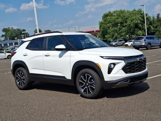 Used 2024 Chevrolet TrailBlazer ACTIV w/ Convenience Package image 1