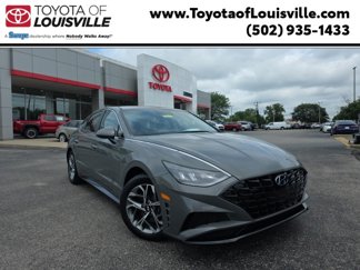 Used 2022 Hyundai Sonata SEL image 1