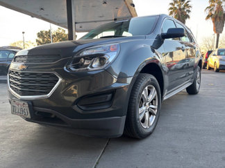 Used 2017 Chevrolet Equinox LS image 1