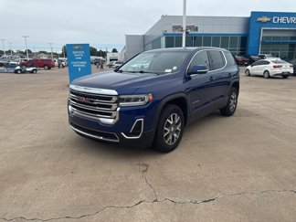 Used 2023 GMC Acadia SLE w/ LPO, Floor Liner Package image 1