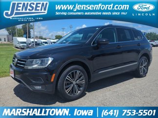 Used 2018 Volkswagen Tiguan SEL image 1